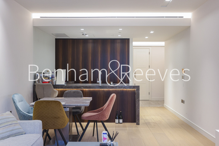 2  bedrooms flat to rent in Lincoln Square, Portugal Street, WC2A-image 3