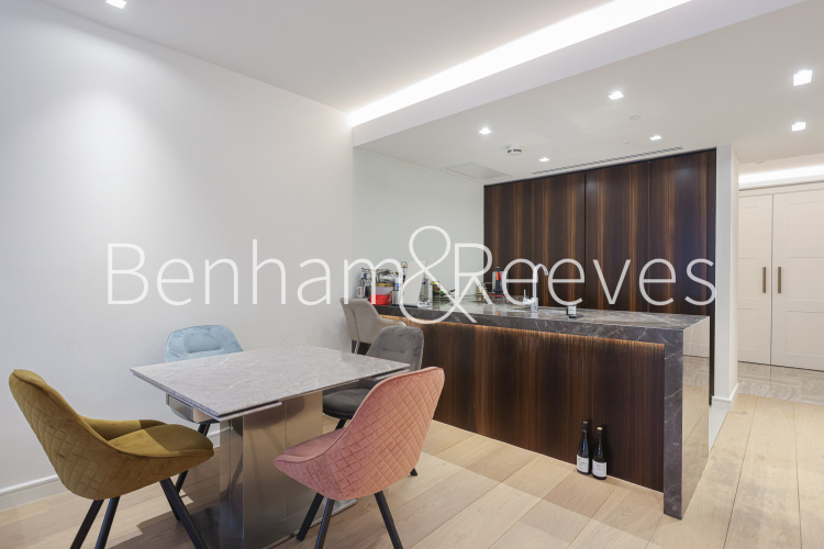 2  bedrooms flat to rent in Lincoln Square, Portugal Street, WC2A-image 7