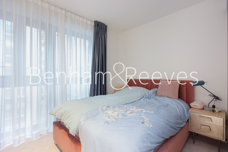 2  bedrooms flat to rent in Lincoln Square, Portugal Street, WC2A-image 8