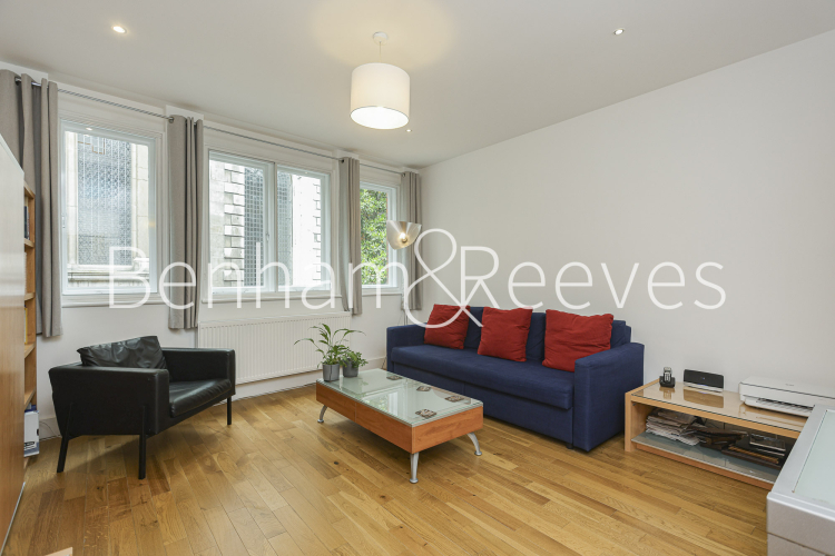 2  bedrooms flat to rent in Bride Court, City, EC4Y-image 1