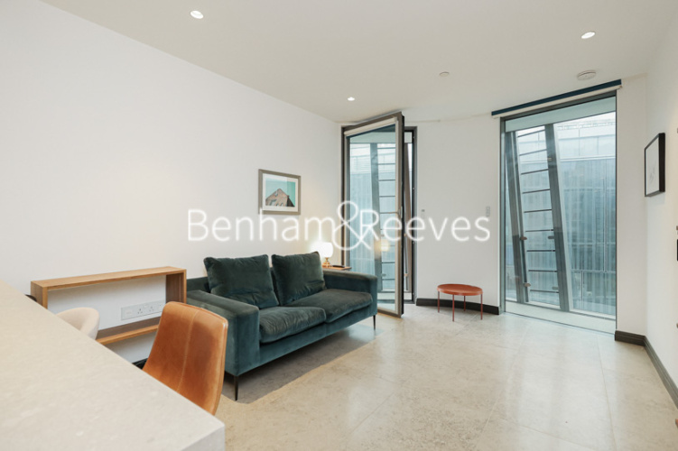 1  bedroom flat to rent in One Blackfriars, Blackfriars Road, SE1-image 1