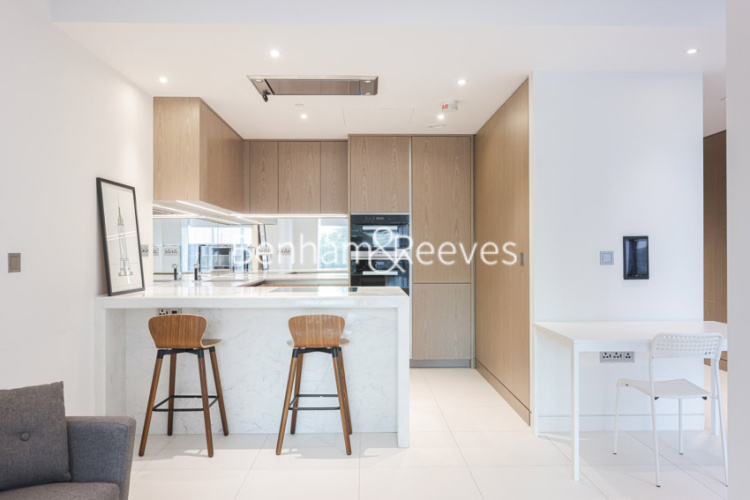1  bedroom flat to rent in Landmark Place, Water Lane, EC3R-image 2