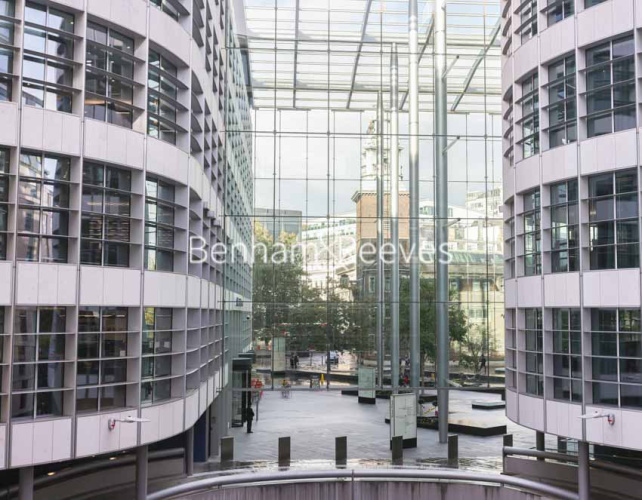 1  bedroom flat to rent in Landmark Place, Water Lane, EC3R-image 10
