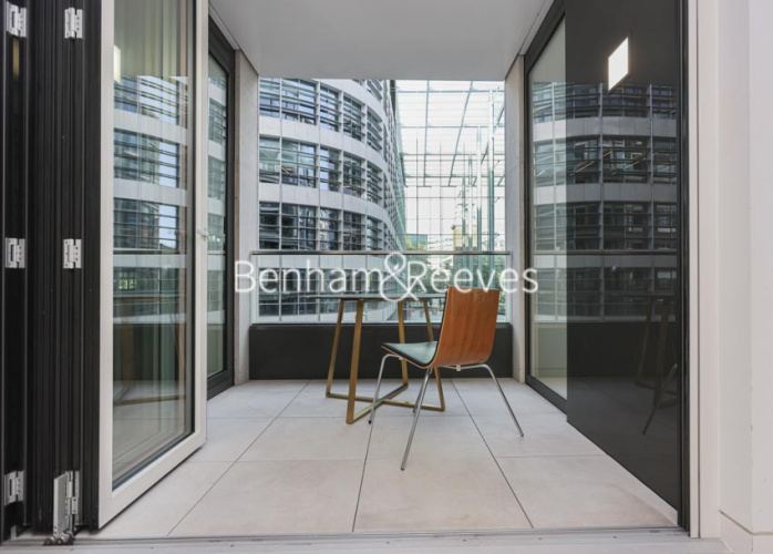 1  bedroom flat to rent in Landmark Place, Water Lane, EC3R-image 20