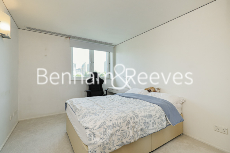2  bedrooms flat to rent in Westminster Bridge Road, City, SE1-image 3