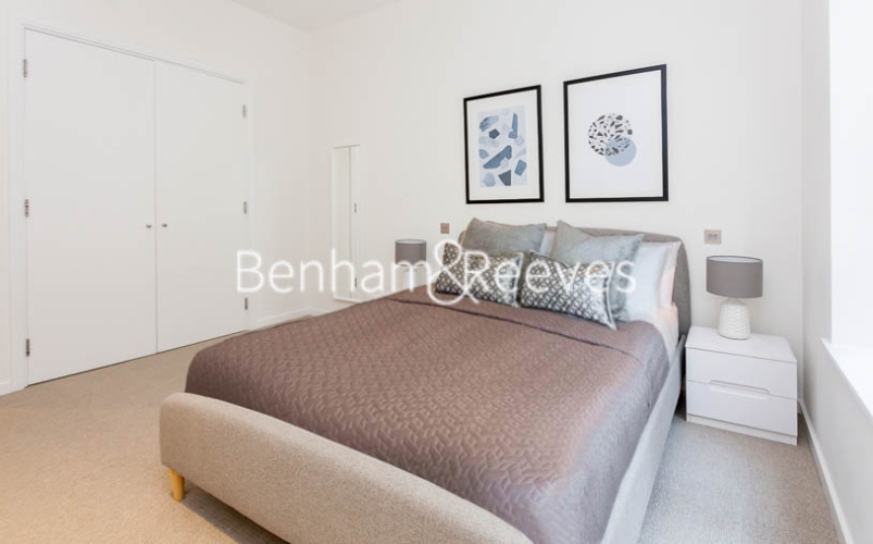 1 bedroom(s) flat to rent in Hosier Lane, Holborn, EC1, London