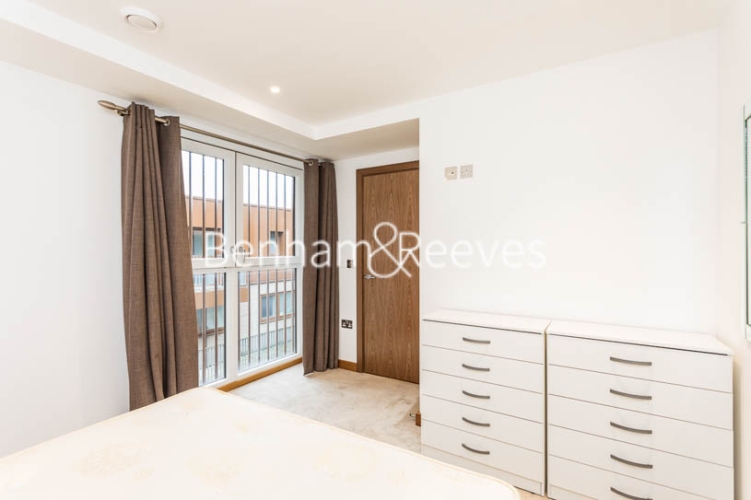 1 bedroom flat to rent in Diss Street, Shoreditch, E2-image 4