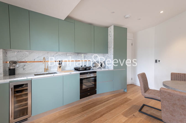 1  bedroom flat to rent in Islington Square, Islington, N1-image 2