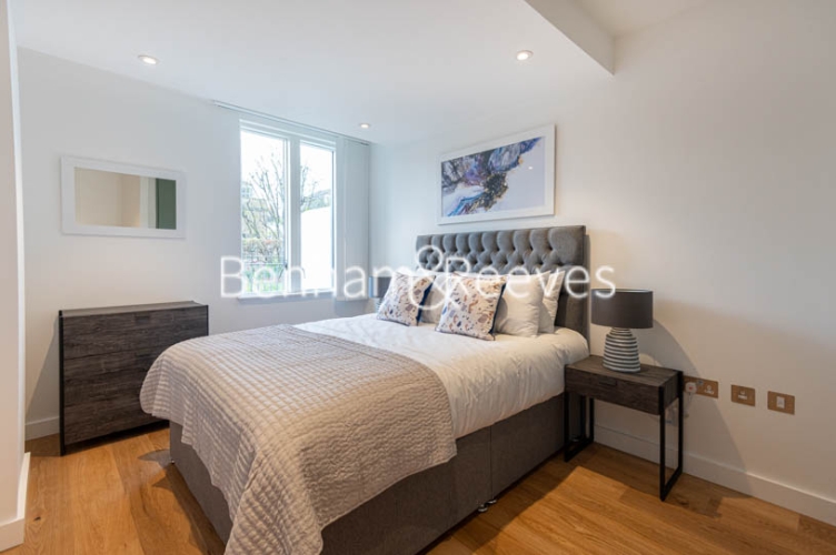 1  bedroom flat to rent in Islington Square, Islington, N1-image 4