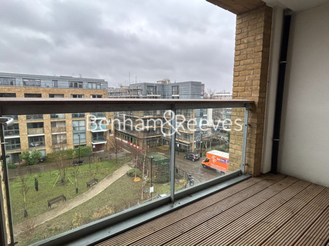 1  bedroom flat to rent in Canalside Square, Islington, N1-image 5