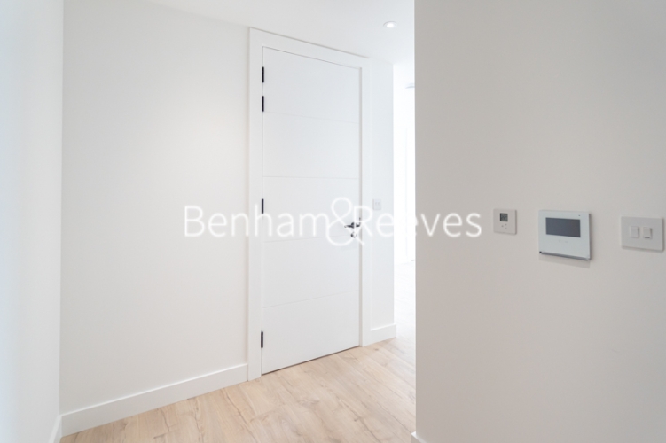 2 bedrooms flat to rent in Valencia Tower, Bollinder Place, EC1V-image 8