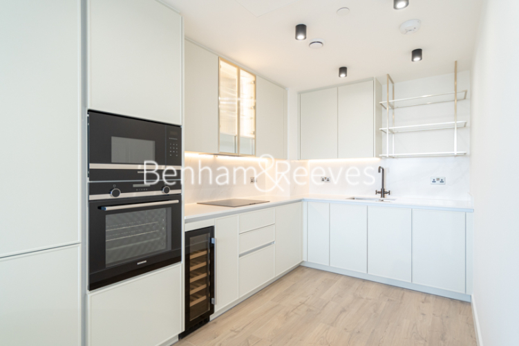 3 bedrooms flat to rent in Valencia Tower, Bollinder Place, EC1V-image 2