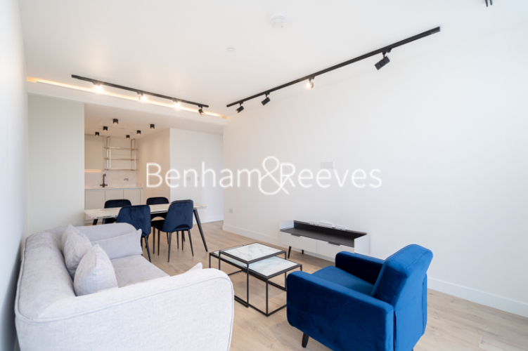 3 bedrooms flat to rent in Valencia Tower, Bollinder Place, EC1V-image 13