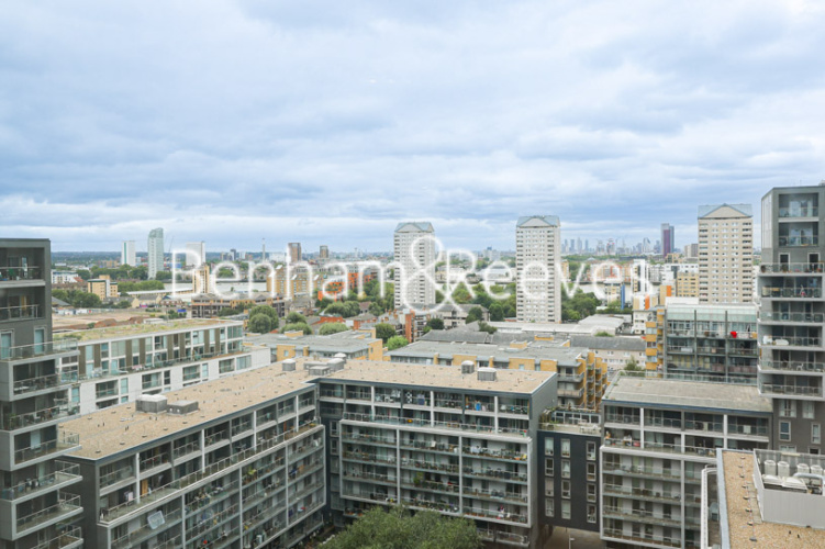 3  bedrooms flat to rent in Talisman Tower, Lincoln Plaza, E14-image 7