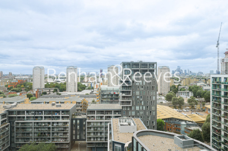 3  bedrooms flat to rent in Talisman Tower, Lincoln Plaza, E14-image 10