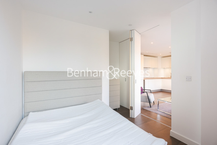 3 bedrooms flat to rent in City Road, Shoreditch, EC1V-image 18