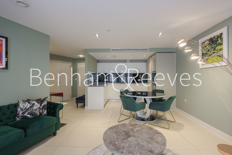 2 bedrooms flat to rent in Bezier Apartments, City Road,EC1Y-image 10