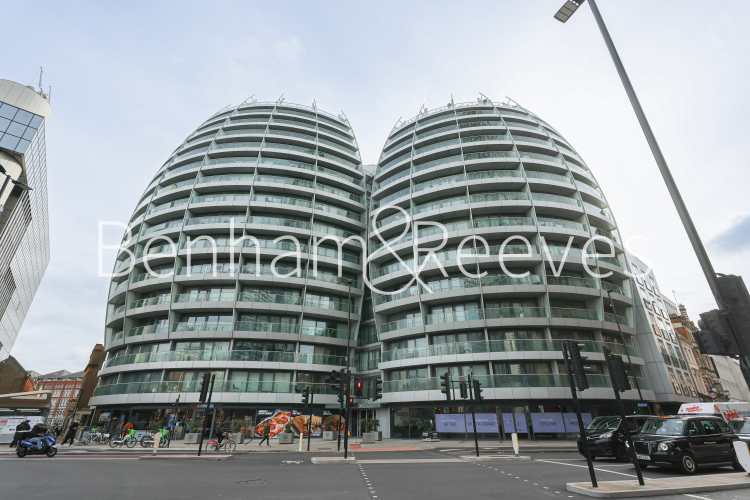 2 bedrooms flat to rent in Bezier Apartments, City Road,EC1Y-image 13