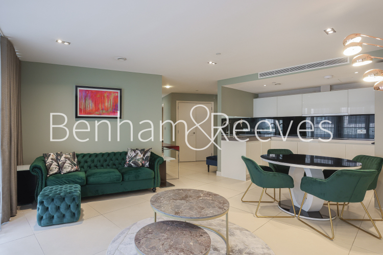 2 bedrooms flat to rent in Bezier Apartments, City Road,EC1Y-image 14