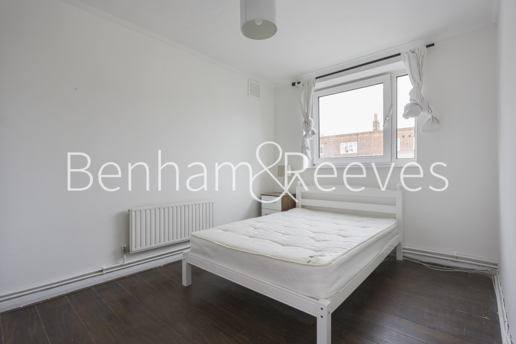 3  bedrooms flat to rent in Norris House, Colville Estate, N1-image 8