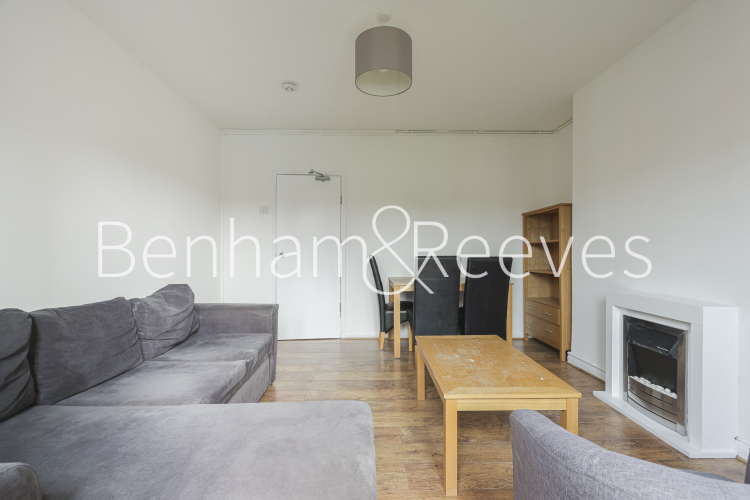 3  bedrooms flat to rent in Norris House, Colville Estate, N1-image 19