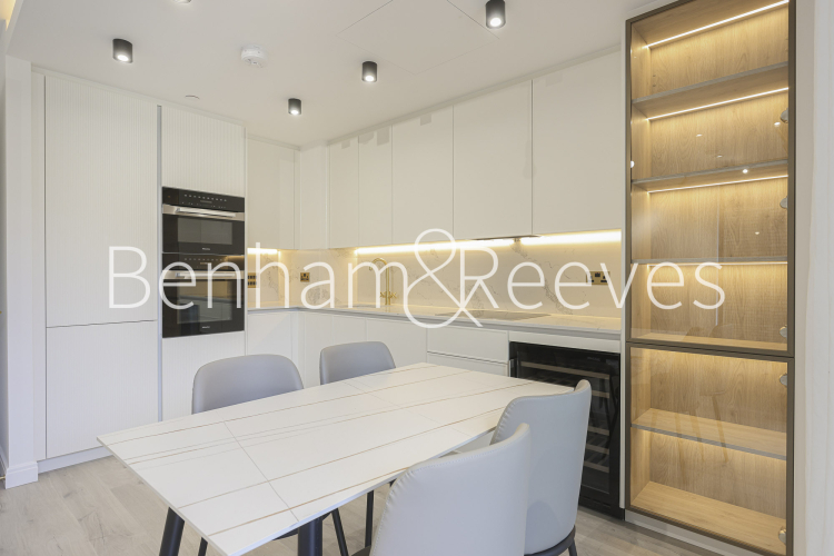 2  bedrooms flat to rent in Siena House, Bollinder Place, EC1V-image 3