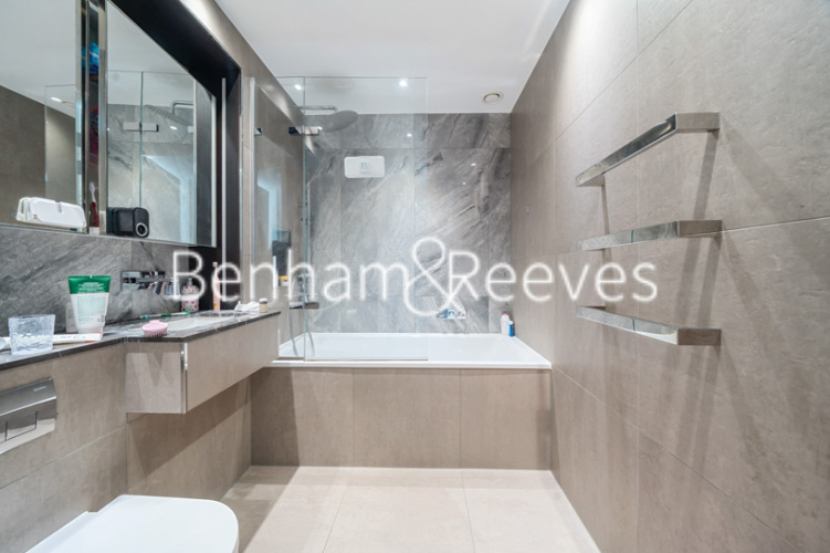 2  bedrooms flat to rent in Carrara Tower, Bollinder Place, EC1V-image 2