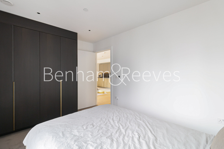 2  bedrooms flat to rent in Makers Building, Jasper Walk, N1-image 3