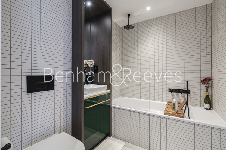 2  bedrooms flat to rent in Makers Building, Jasper Walk, N1-image 4