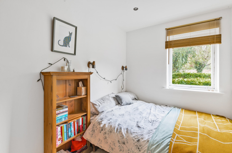 1 bedroom flat to rent in Tinniswood Close, Drayton Park, N5-image 3