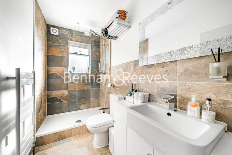1  bedroom flat to rent in Fisher House, Ward Road, N19-image 5