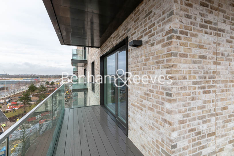 2 bedrooms flat to rent in Accolade Avenue, Southall, UB1-image 6