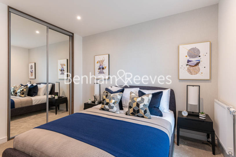 1  bedroom flat to rent in Greenleaf Walk, Southall, UB1-image 7