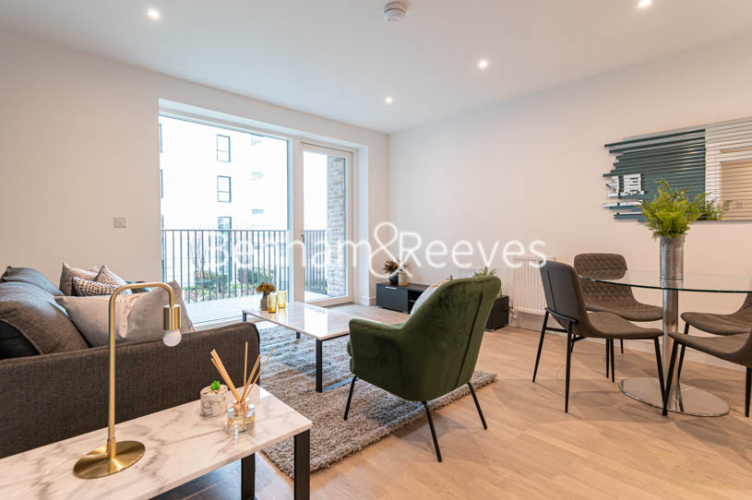 1  bedroom flat to rent in Greenleaf Walk, Southall, UB1-image 20