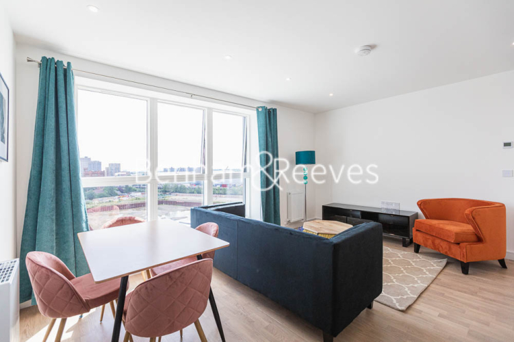 2 bedrooms flat to rent in Accolade Avenue, Southall, UB1-image 6