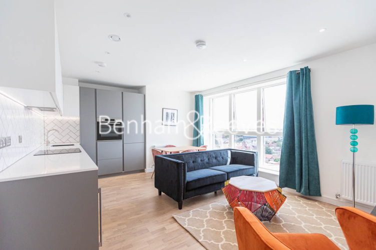 2 bedrooms flat to rent in Accolade Avenue, Southall, UB1-image 10