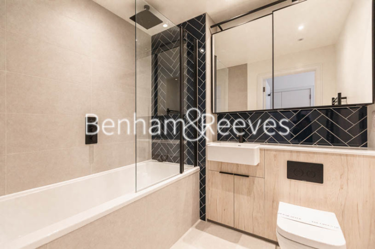 1  bedroom flat to rent in Greenleaf Walk, Southall, UB1-image 4