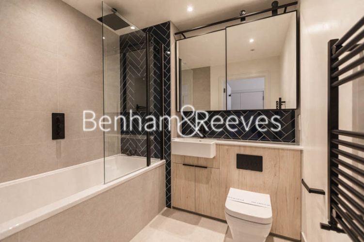 1  bedroom flat to rent in Greenleaf Walk, Southall, UB1-image 10