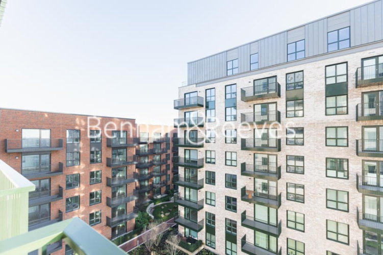 1  bedroom flat to rent in Cedrus Avenue, Southall, UB1-image 10