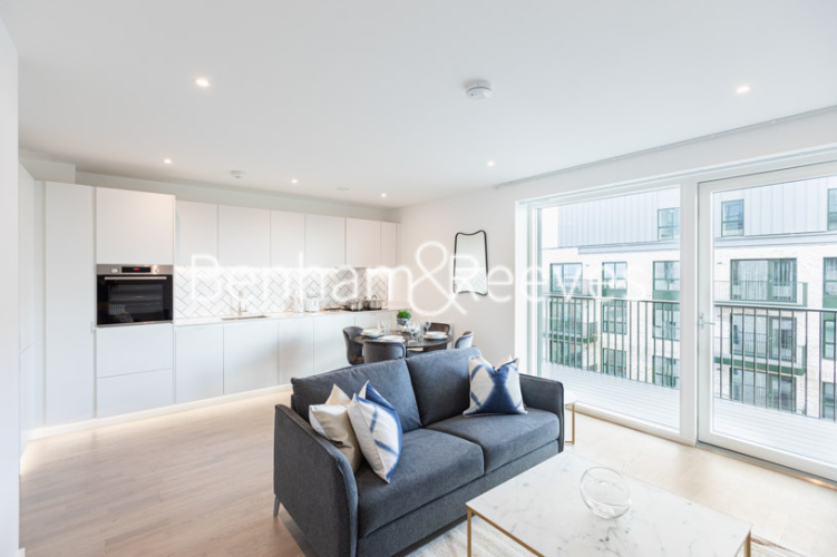 1  bedroom flat to rent in Cedrus Avenue, Southall, UB1-image 6