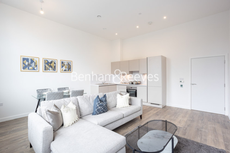 1  bedroom flat to rent in Carnation Gardens, Hayes, UB3-image 6