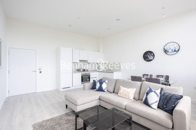 1  bedroom flat to rent in Carnation Gardens, Hayes, UB3-image 10