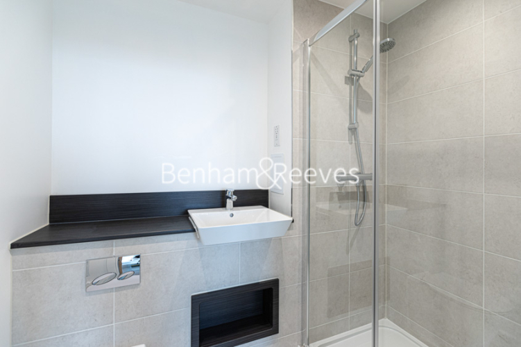 2  bedrooms flat to rent in Carnation Gardens, Hayes, UB3-image 8