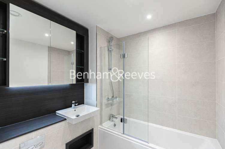 1 bedroom flat to rent in Carnation Gardens, Hayes, UB3-image 5