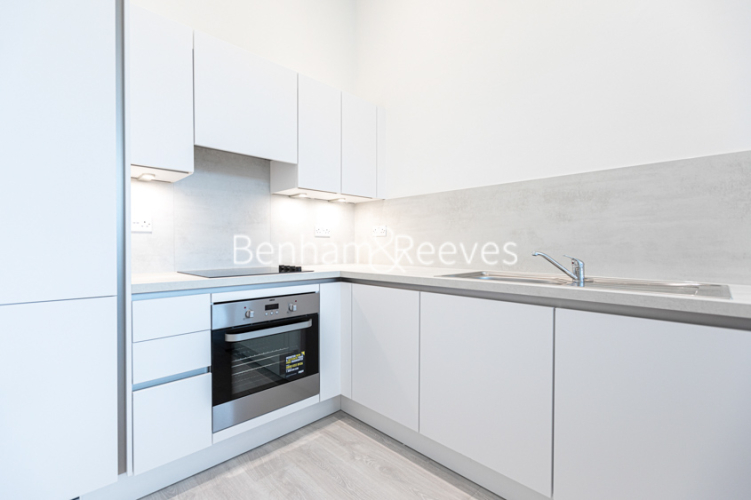 1 bedroom flat to rent in Carnation Gardens, Hayes, UB3-image 7