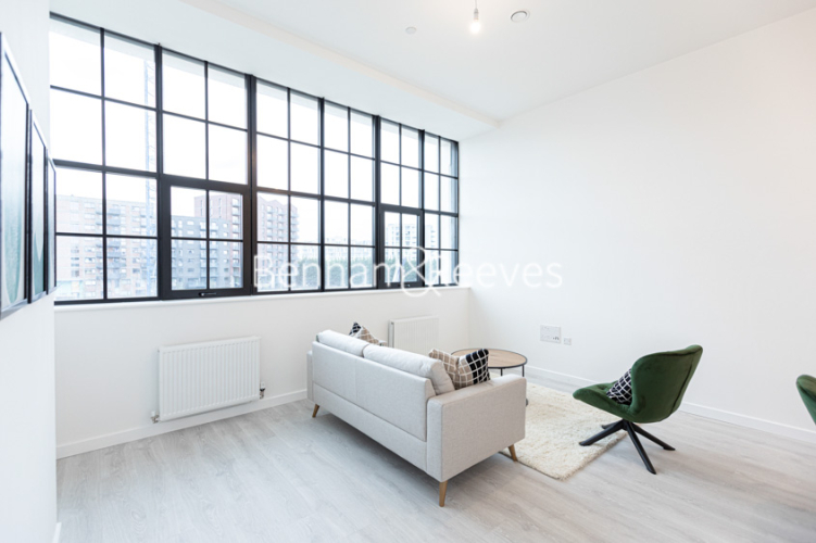 1 bedroom flat to rent in Carnation Gardens, Hayes, UB3-image 13