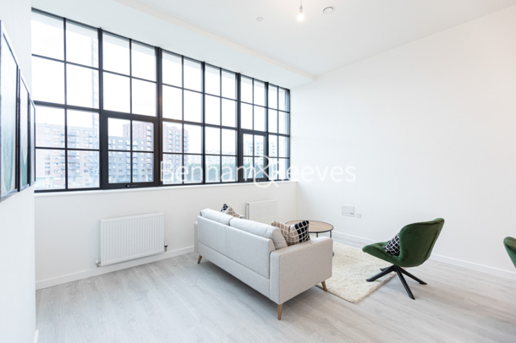 1  bedroom flat to rent in Carnation Gardens, Hayes, UB3-image 13