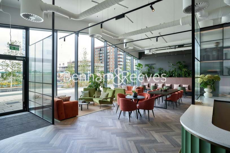 1  bedroom flat to rent in Accolade Avenue, Southall, UB1-image 16