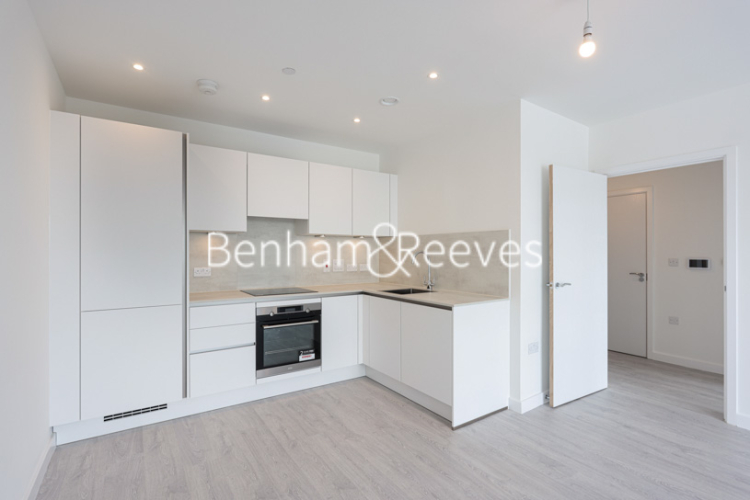 1  bedroom flat to rent in Farine Avenue, Hayes, UB3-image 8