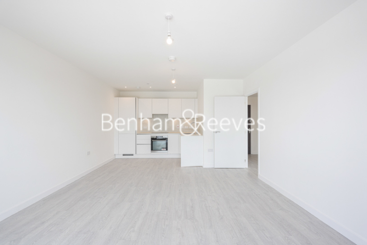 1  bedroom flat to rent in Farine Avenue, Hayes, UB3-image 13